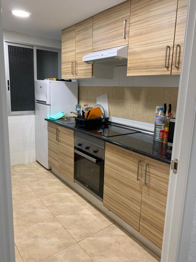 Habitación en piso compartido cerca a ciudad de las artes y las ciencias Valência Exterior foto